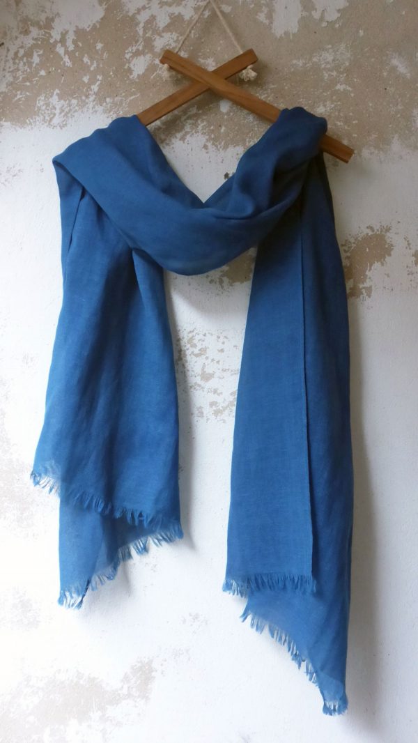 textile scarf